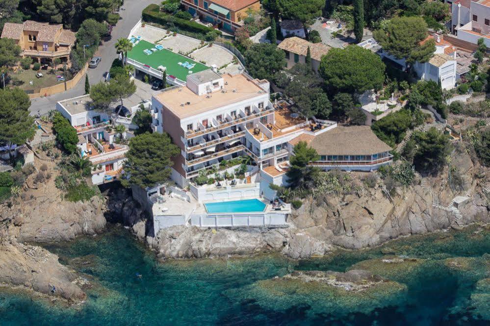 Hotel La Calanque Cavalaire-sur-Mer Exterior photo